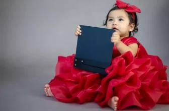 When Should You Start Dressing Your Baby in Layers?