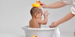 Safe and Comfortable Baby Bathing Techniques